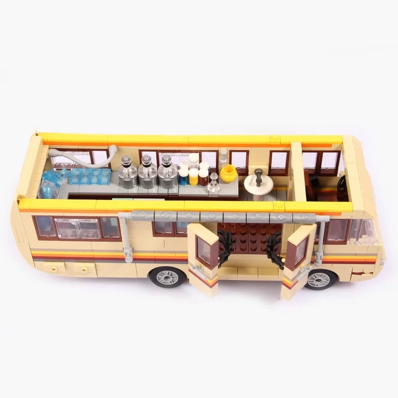 986PCS Breaking Bad RV Building Blocks Model Kit