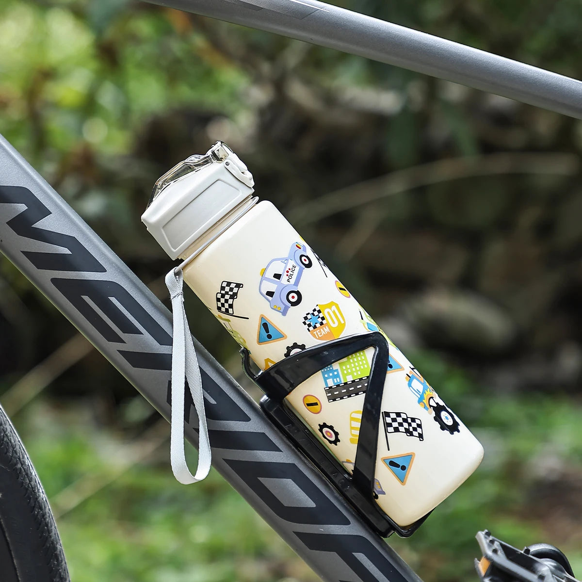 800ml Kids Water Bottle with Straw Large Capacity